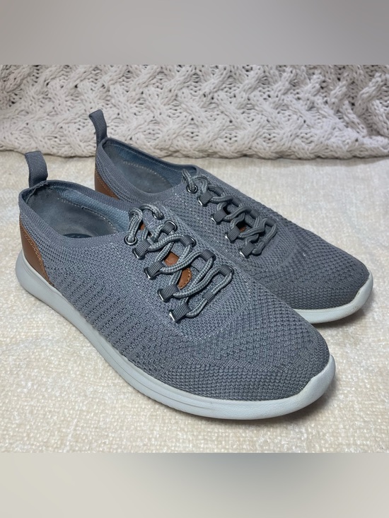 Johnston & Murphy Other - Johnston & Murphy Kids Gray Knit Slip-On Sneakers with Tan Heel Accent size 3.5